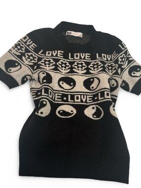 SO Black & Cream LOVE Yin Yang Short Sleeve Crew Sweater